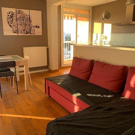 Residentiel Avec Parking Gratuit Apartment Марсилия Екстериор снимка