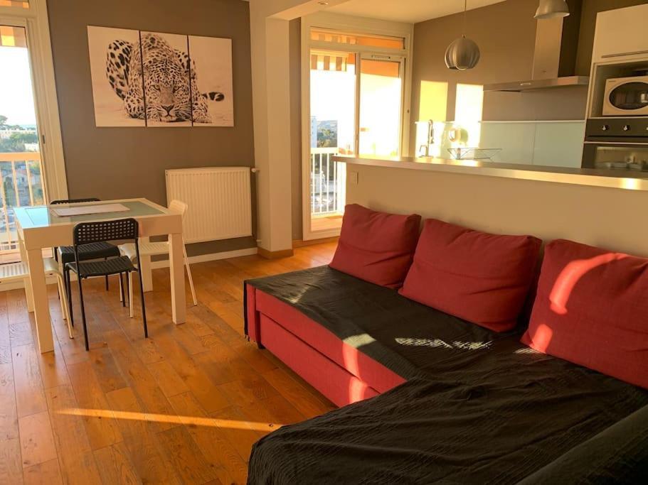 Residentiel Avec Parking Gratuit Apartment Марсилия Екстериор снимка